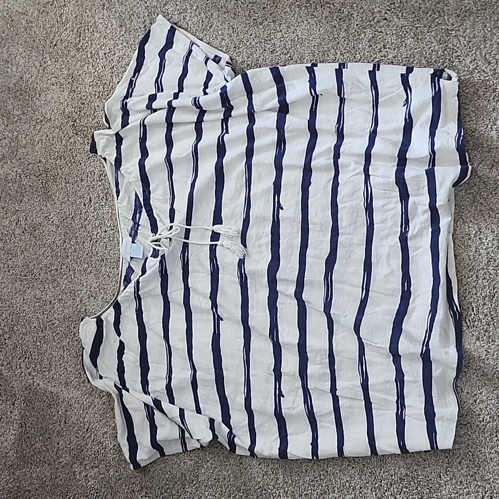 3x navy top